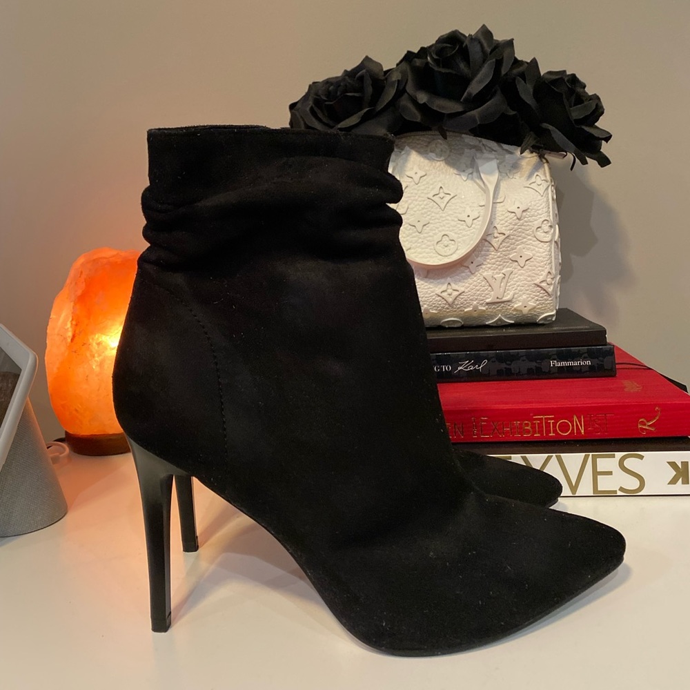 Chinese Laundry Scrunch Booties